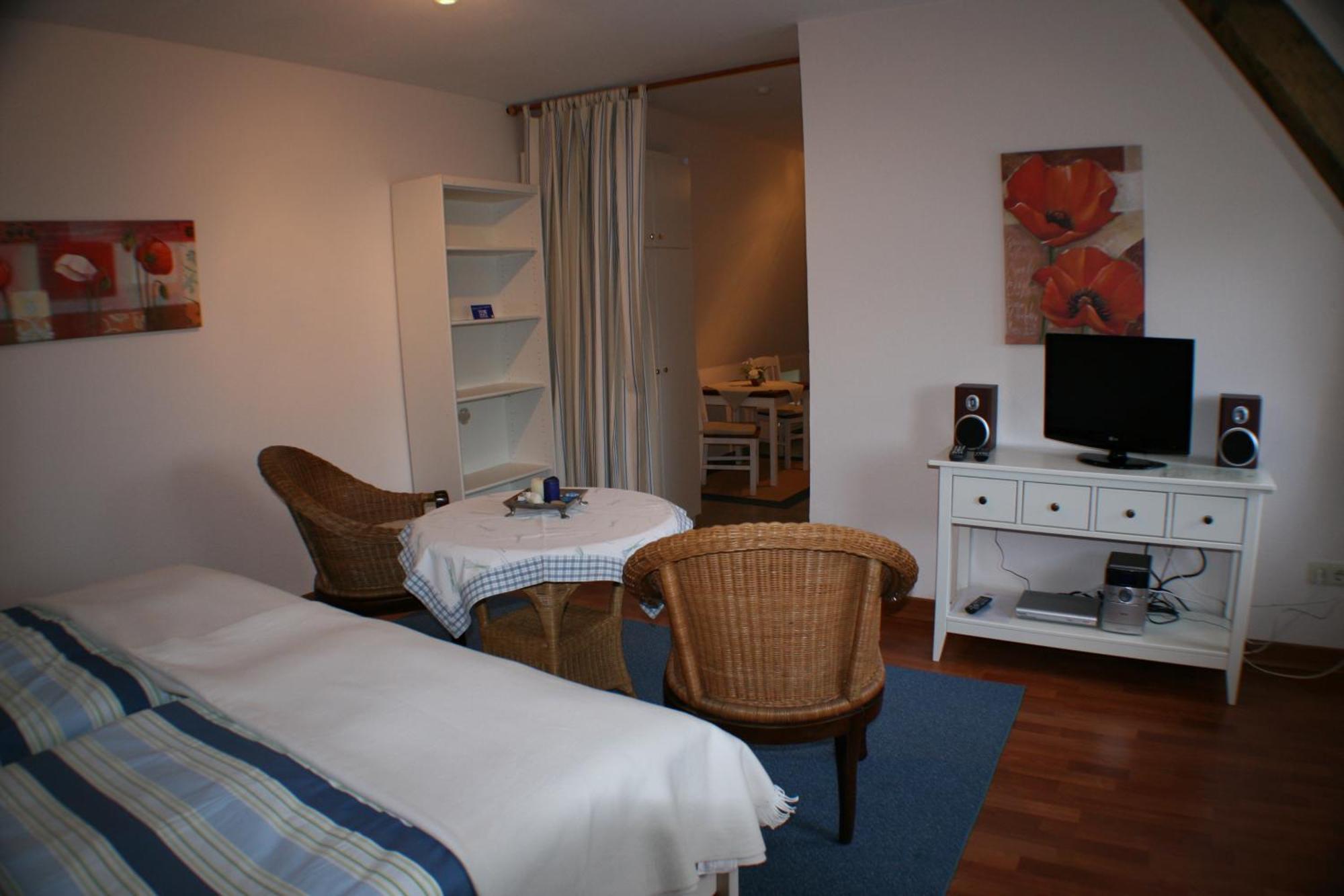 Ferienwohnungen Im Hotel Garni Zur Post Utersum Phòng bức ảnh